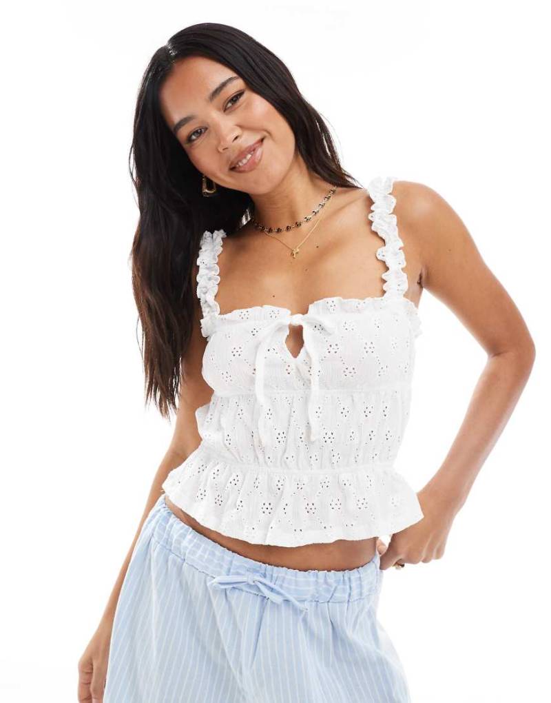 Miss Selfridge - Milchmädchen-Oberteil aus Jersey in Weiß mit Lochstickerei Miss Selfridge - Milchmädchen-Oberteil aus Jersey in Weiß mit Lochstickerei von Miss Selfridge