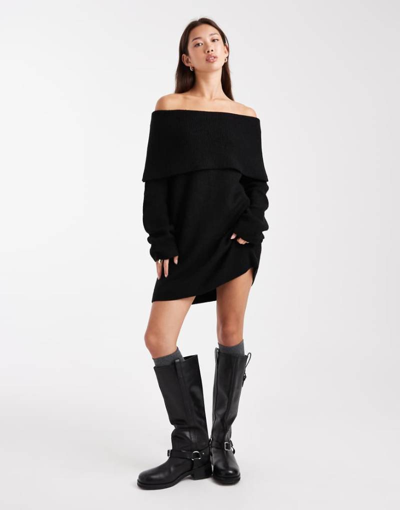 Miss Selfridge - Minikleid in Schwarz mit umgeschlagenem Bardot-Ausschnitt von Miss Selfridge