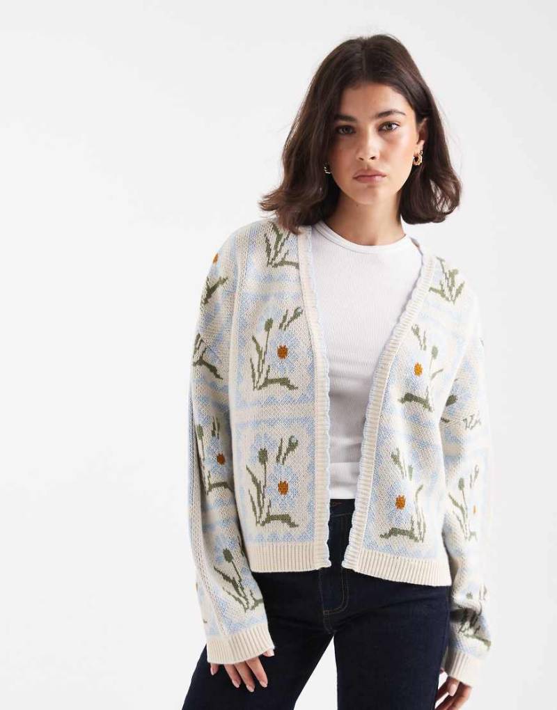 Miss Selfridge - Offene Strickjacke mit Blumenmuster-Bunt von Miss Selfridge