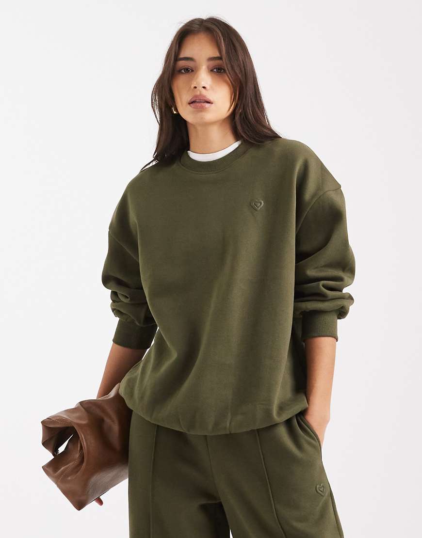 Miss Selfridge - Oversize-Sweatshirt in Olivgrün von Miss Selfridge