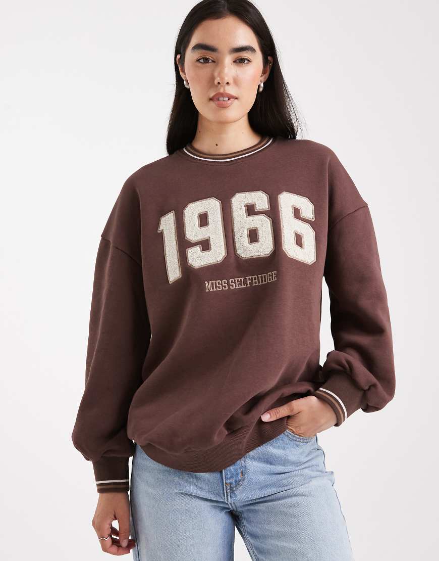 Miss Selfridge - Oversize-Sweatshirt mit Teddyfell-Print-Brown von Miss Selfridge