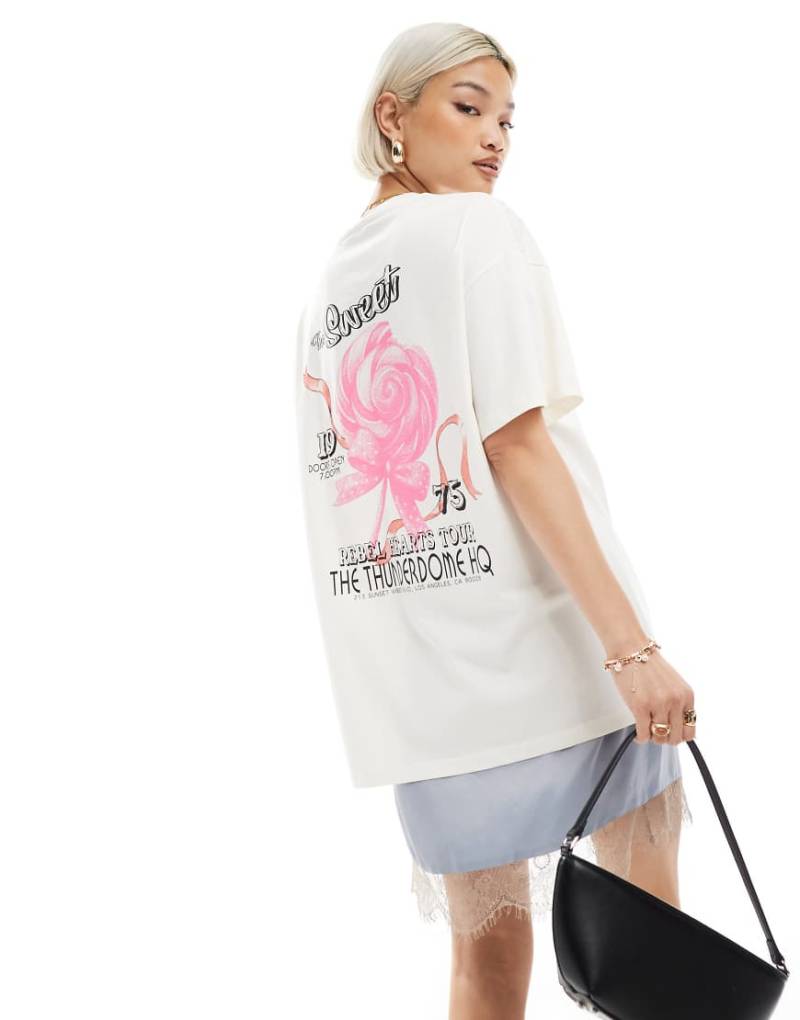 Miss Selfridge - Oversize-T-Shirt in Weiß mit „Sweetie"-Schleifenprint von Miss Selfridge