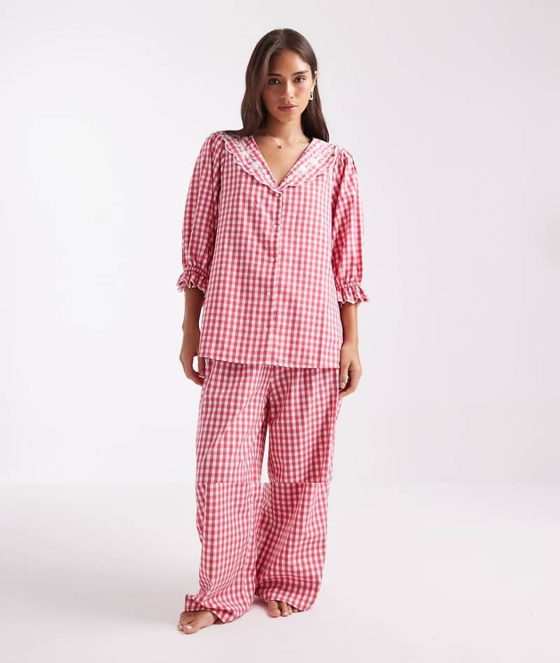 Miss Selfridge - Pyjama-Set mit Vichy-Karos in Rot und weitem Bein-Bunt von Miss Selfridge