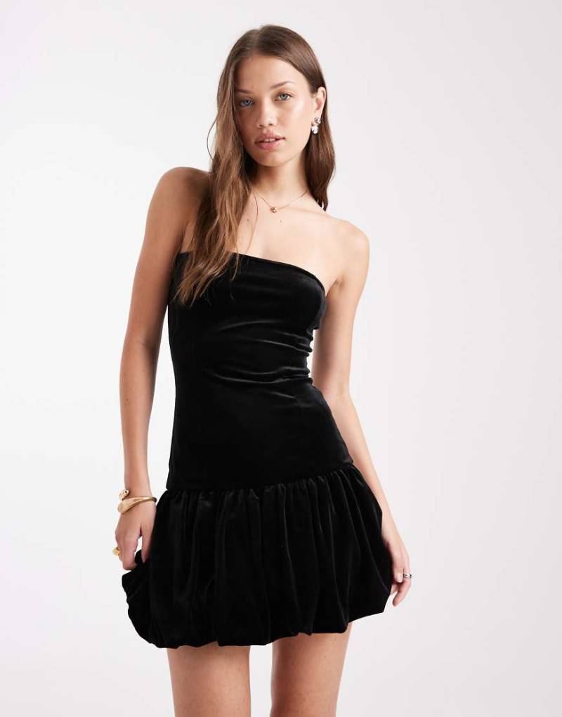 Miss Selfridge - Samt-Minikleid mit Ballonsaum-Schwarz von Miss Selfridge
