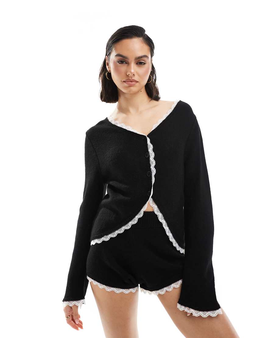 Miss Selfridge - Strickjacke mit Spitzenborte, Kombiteil-Schwarz Miss Selfridge - Strickjacke mit Spitzenborte, Kombiteil-Schwarz von Miss Selfridge