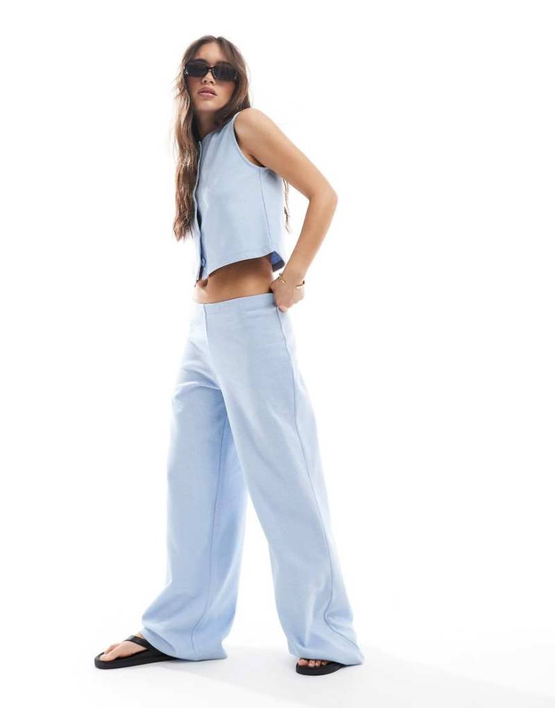 Miss Selfridge - Weiche, gerippte Hose in Blau mit weitem Bein, Kombiteil von Miss Selfridge