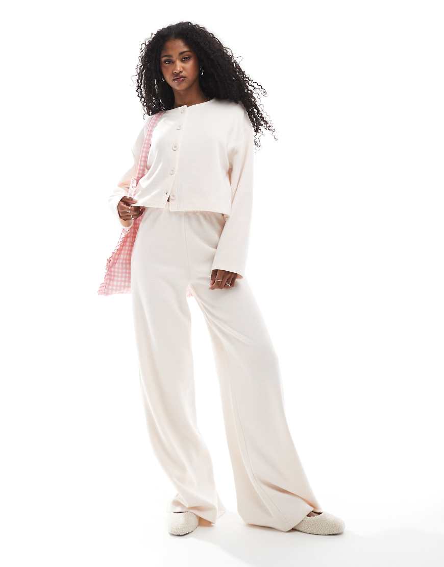 Miss Selfridge - Weiche, gerippte Hose in Hellrosa mit weitem Bein von Miss Selfridge