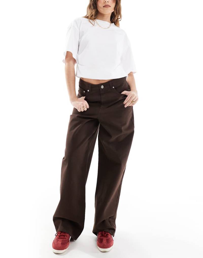 Miss Selfridge - Weite Jeans in Braun von Miss Selfridge