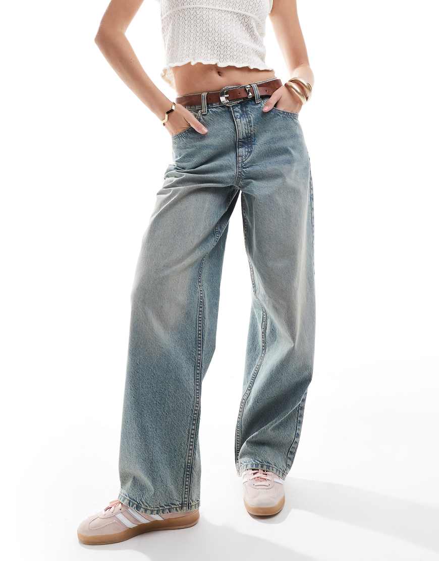 Miss Selfridge - Weite Jeans in Dirty-Waschung-Blau von Miss Selfridge