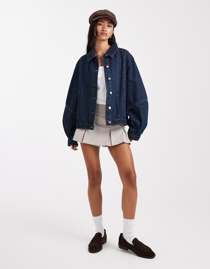 Miss Selfridge - Wsternstil-Jeansjacke in indigoblauer Waschung mit Puffärmeln von Miss Selfridge