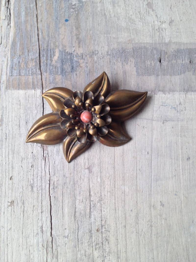 Broche De Flor La Antigo Do Inicio Dos Anos 1900 Broche De Flor La Antigo Do Inicio Dos Anos 1900 von MissAntique