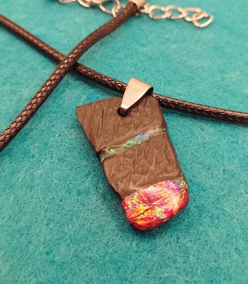 Artopal Anhänger „Vulkan-Feuer" von MissArtOpal