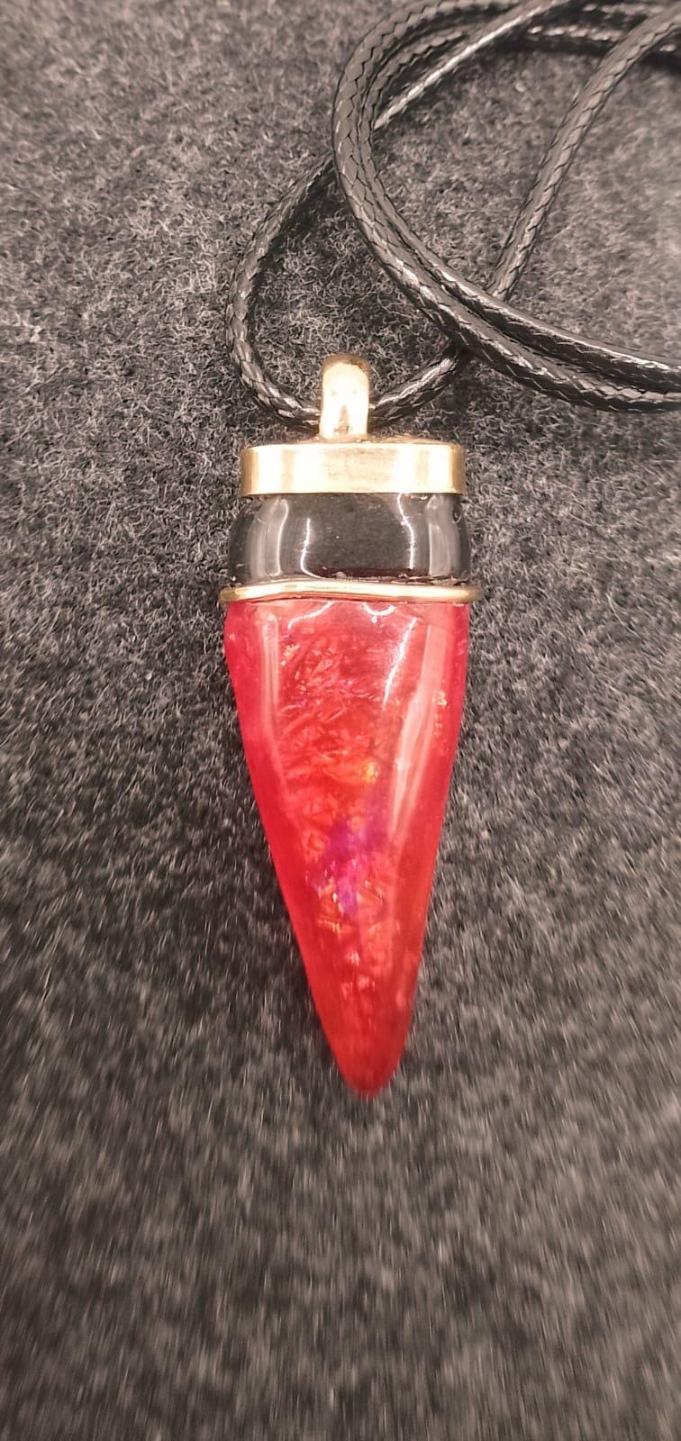 Schöner Roter Artopal Anhänger „Red Arrow" Schöner Roter Artopal Anhänger „Red Arrow" von MissArtOpal