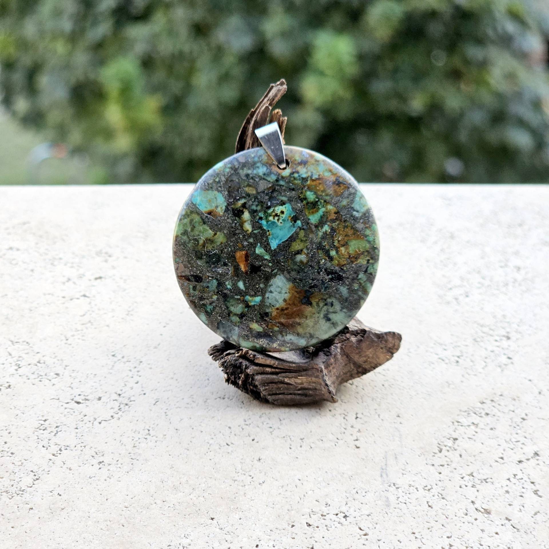 Anhänger Mit Scheibenförmigem Mehrfarbigen Meeresjaspis-Sedimentjaspis von MissCitizenJewelry