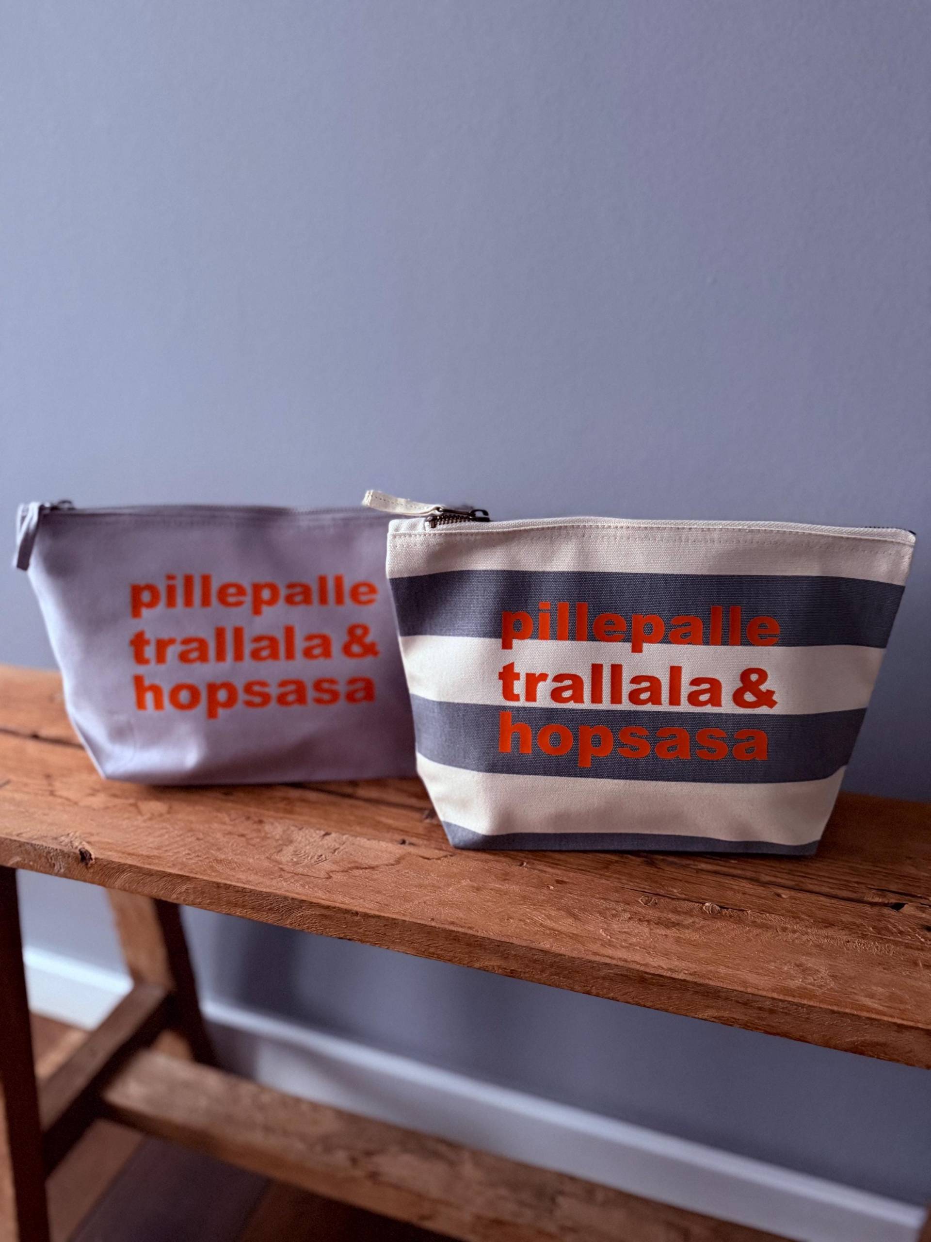 Kosmetiktasche Personalisiert Kulturtasche - Geschenk Mädchenkram Schnickschnack Kosmetik von MissDekoqueen