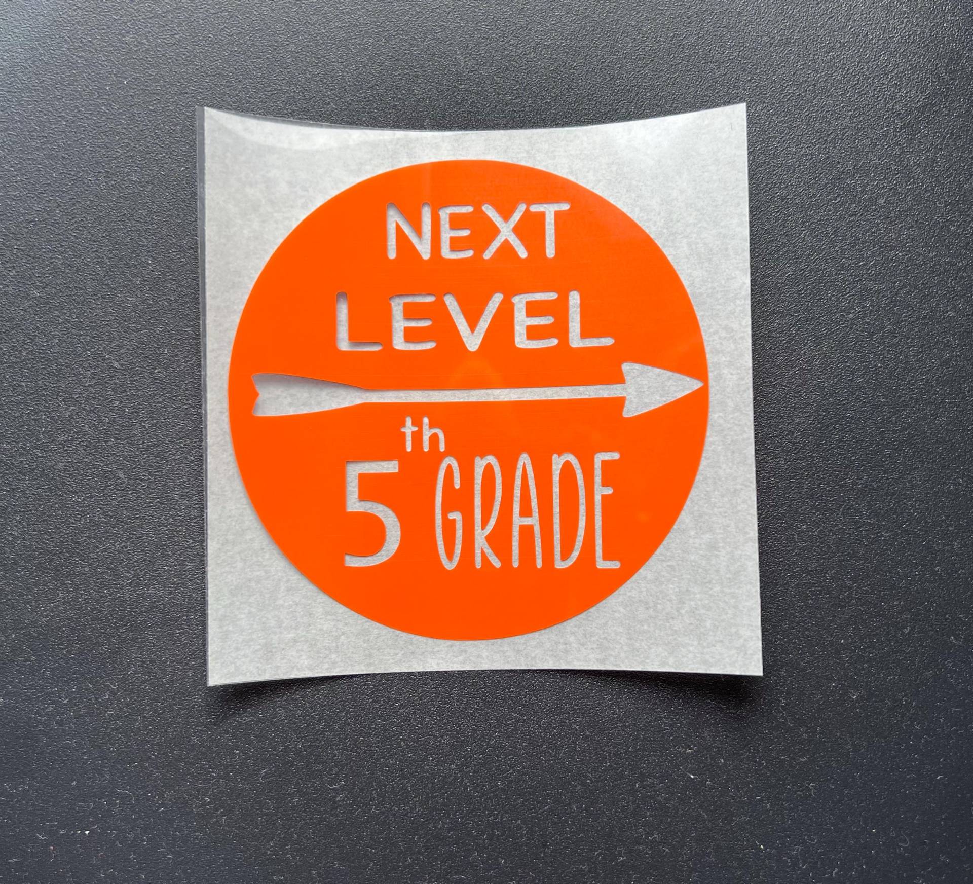 Schulkind Bügelbild - Klassenwechsel Schulwechsel Grundschule von MissDekoqueen