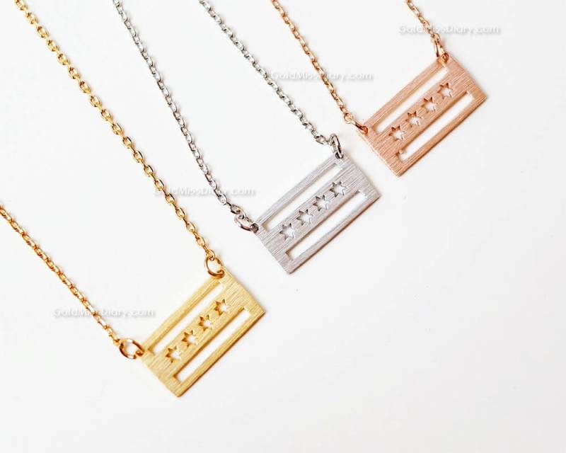 Rose Gold Chicago Flagge Halskette, Zierliche Souvenir, Liebe, Erinnern Sich An Rose Gold Chicago Flagge Halskette, Zierliche Souvenir, Liebe, Erinnern Sich An von MissDiary