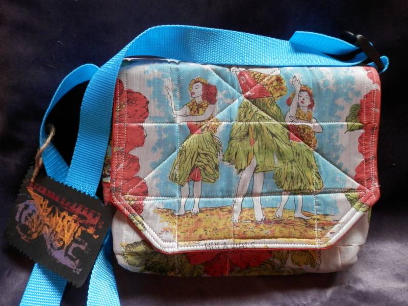 Hula Girl Umhängetasche Aus 1950Er Jahre Halstuch von MissFunBags