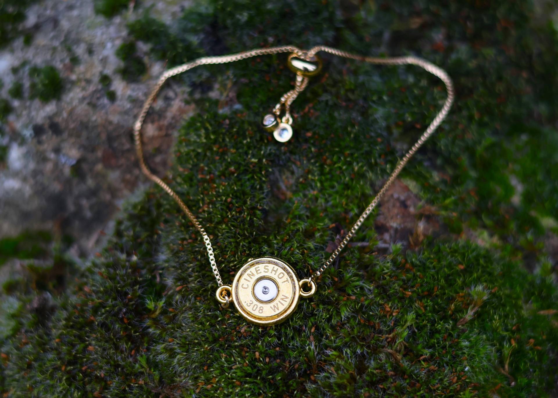 Schlichtes Gliederarmband Mit Patronenhülse Und Schiebeverschluss von MissHuntressJewelry