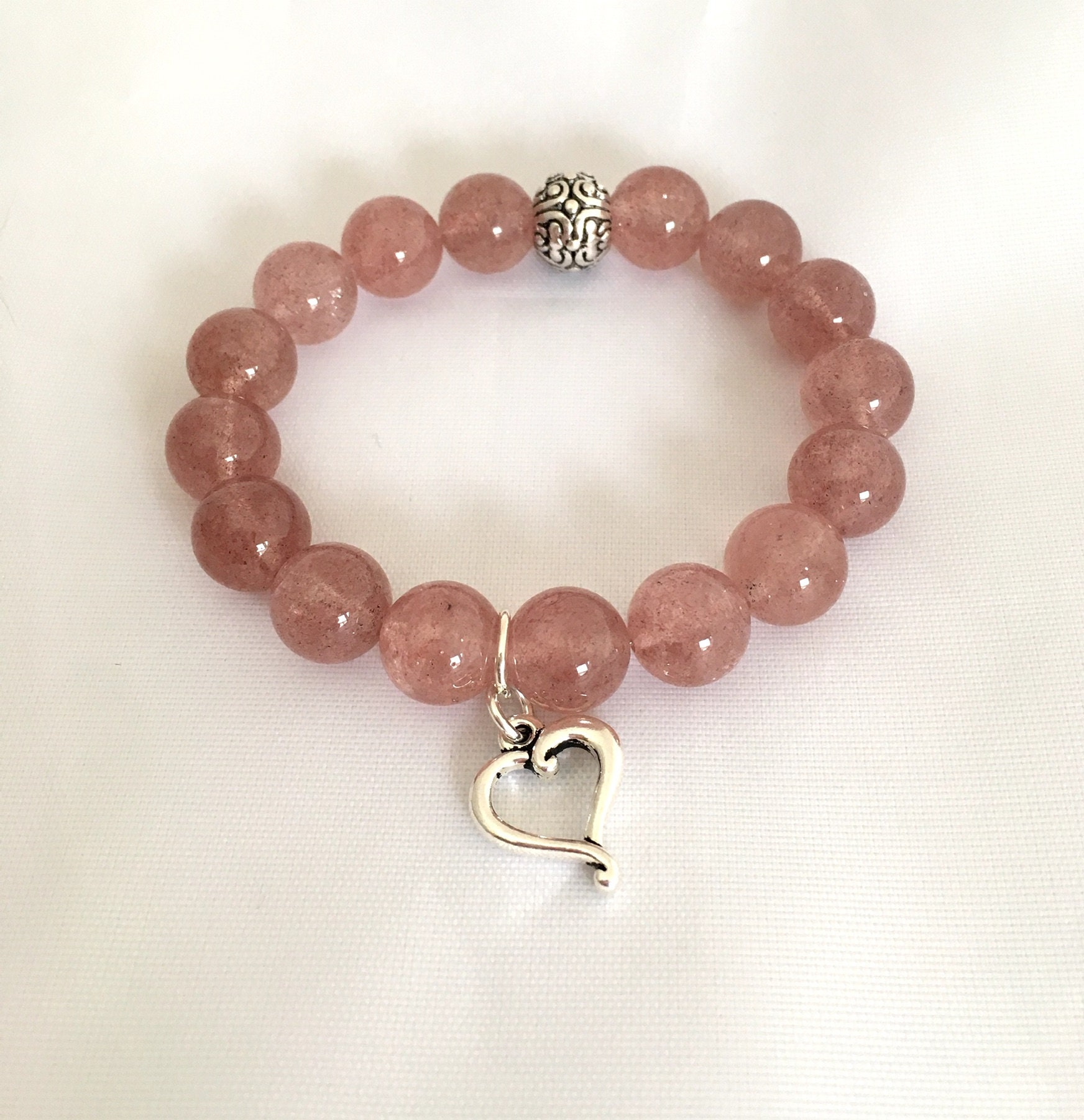 Wunderschöne Edelstein Stretch-Armband Mit Herzanhänger Wunderschöne Edelstein Stretch-Armband Mit Herzanhänger von MissKooRoosBeads
