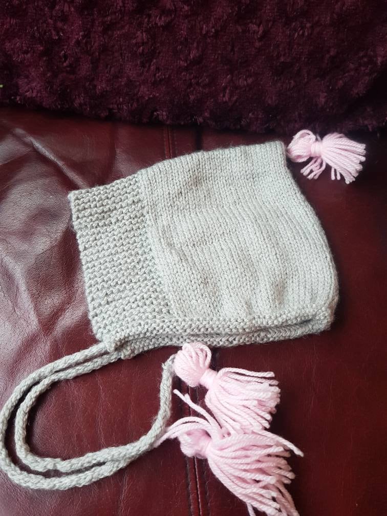 Babymütze, Hut, Sehr Nettes Ideales Geschenk, 6 Bis 12 Monate von MissMuffetCuteKnits