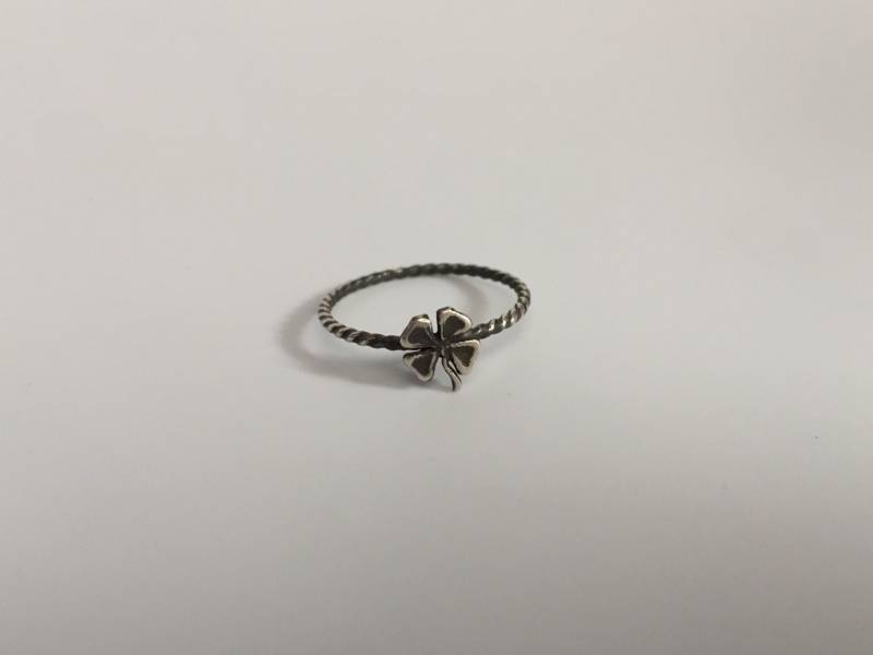 Vierblättriges Kleeblatt Ring. Sterling Silber Schmuck Mix Und Match. Glücksbringer Schmuck von MissNovemberStudio