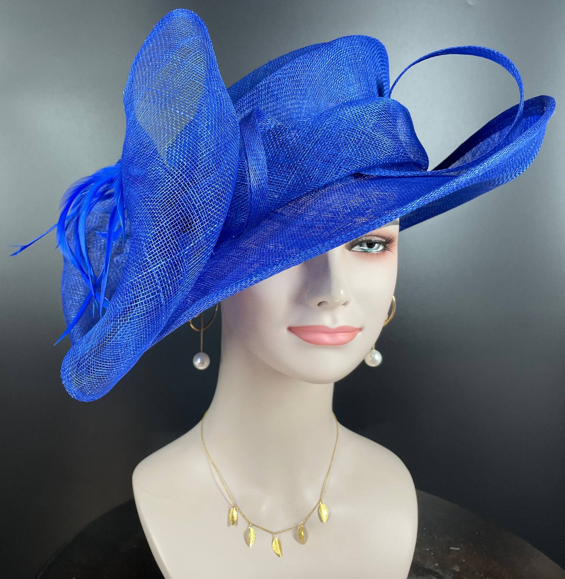 Breiter Krempe Kentucky Derby Floppy Sinamay Hut Mit Blumen Kirchenhut Royal Blau Breiter Krempe Kentucky Derby Floppy Sinamay Hut Mit Blumen Kirchenhut Royal Blau von MissRaceKentuckyHat