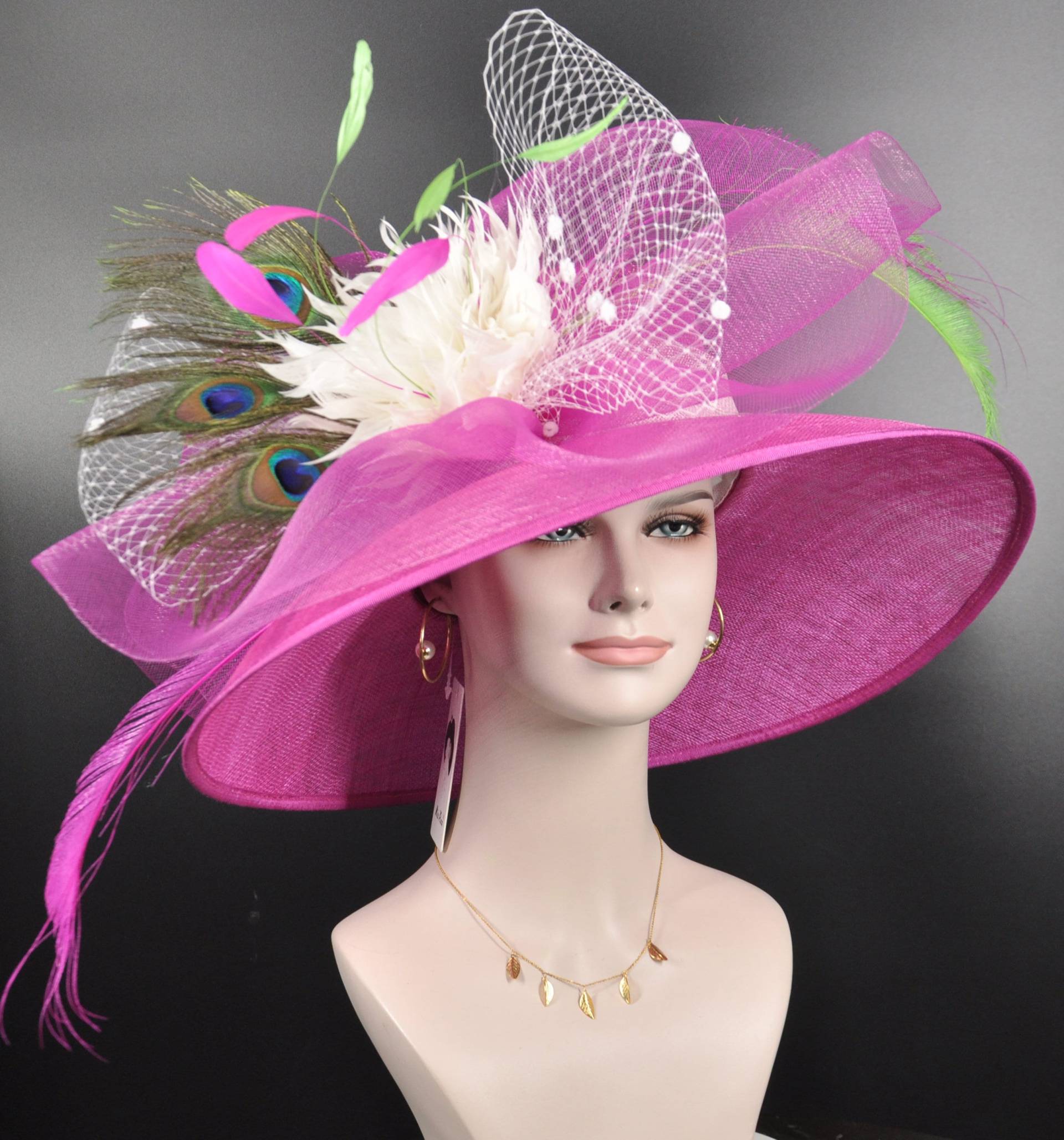 Sinamay Kentucky Derby Hut Mit Breiter Krempe Pinker Federblumen Kirchenhut von MissRaceKentuckyHat