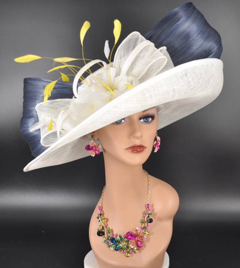 Kirche Kentucky Derby Hut Kutsche Teeparty Hochzeit Mit Breiter Krempe Sinamay Off White/Elfenbein Dunkelblauer Seide Abaca Schleife Zitronengelb von MissRaceKentuckyHat