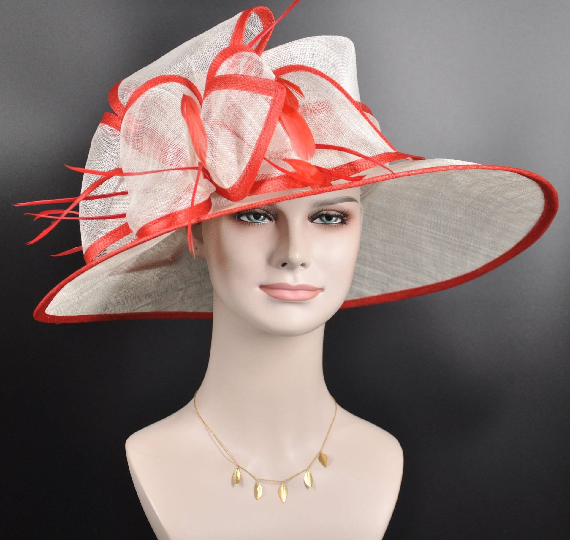 Kirche Kentucky Derby Hut Kutsche Teeparty Hochzeit Royal Ascot Mit Breiter Krempe in Solid Sinamay Weiß W Rot Kirche Kentucky Derby Hut Kutsche Teeparty Hochzeit Royal Ascot Mit Breiter Krempe in Solid Sinamay Weiß W Rot von MissRaceKentuckyHat