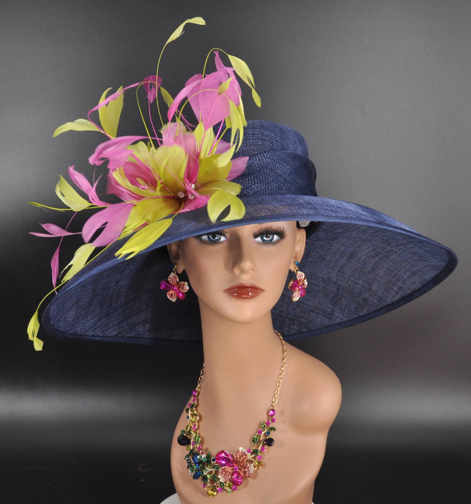 Navy Blau Mit Pink Limette Grün Feder Blumen Kentucky Derby Hut Teeparty Kutsche Party Royal Ascot Eichen Tageshut Navy Blau Mit Pink Limette Grün Feder Blumen Kentucky Derby Hut Teeparty Kutsche Party Royal Ascot Eichen Tageshut von MissRaceKentuckyHat