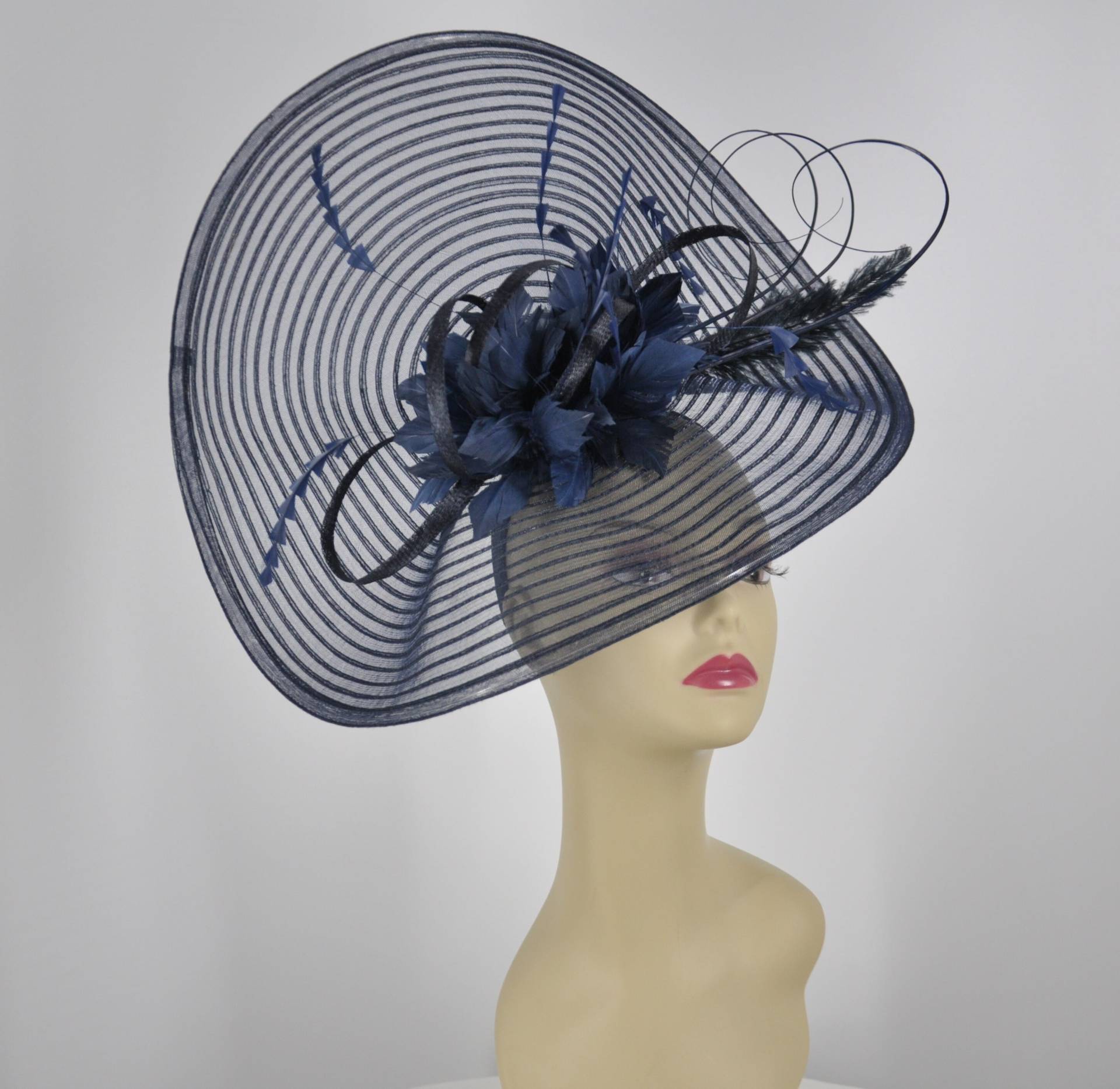 Süßer Jumbo Marine Blau Royal Ascot Pferde Rasse Eichen Tageshut Fascinator Kentucky Derby Hut Kirche Teehochzeit Party von MissRaceKentuckyHat