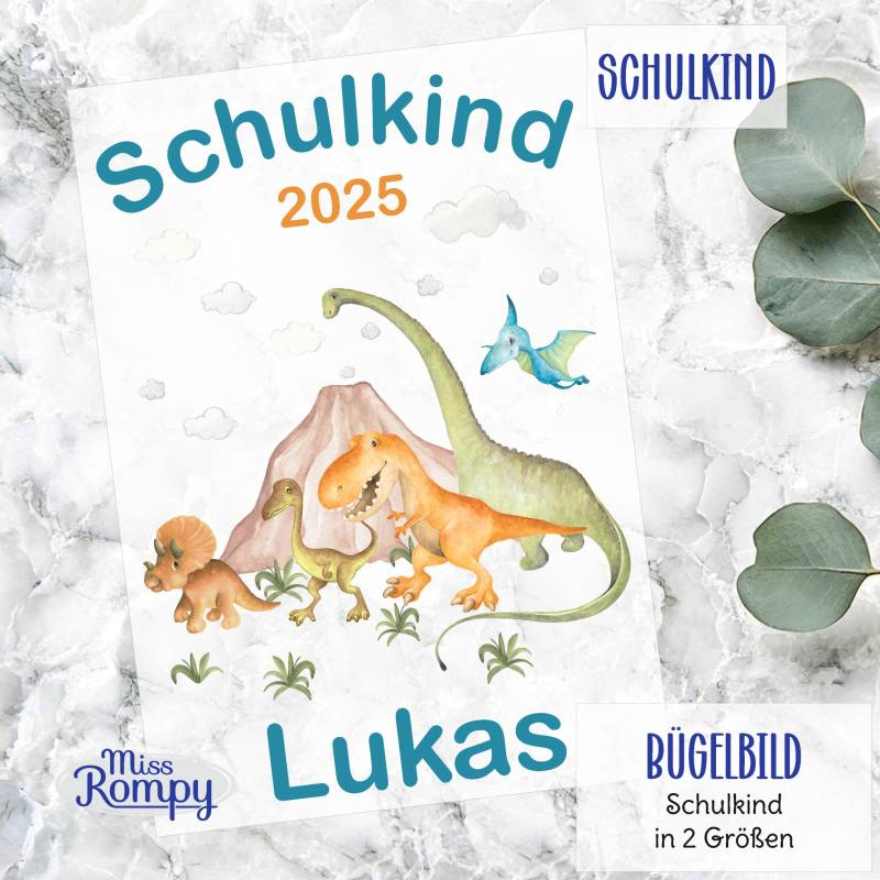 Missrompy | Dinos, | 647, Bügelbild, Schulkind, Einschulung, Kindergarten, Zum Aufbügeln, Aufbügler, Applikation, Bügelsticker Missrompy | Dinos, | 647, Bügelbild, Schulkind, Einschulung, Kindergarten, Zum Aufbügeln, Aufbügler, Applikation, Bügelsticker von MissRompy