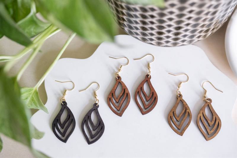 Holzohrringe Handmade | Blattform Boho Stil Ohringe Hängeohrringe Holzschmuck Naturschmuck 28 von MissRoseDE