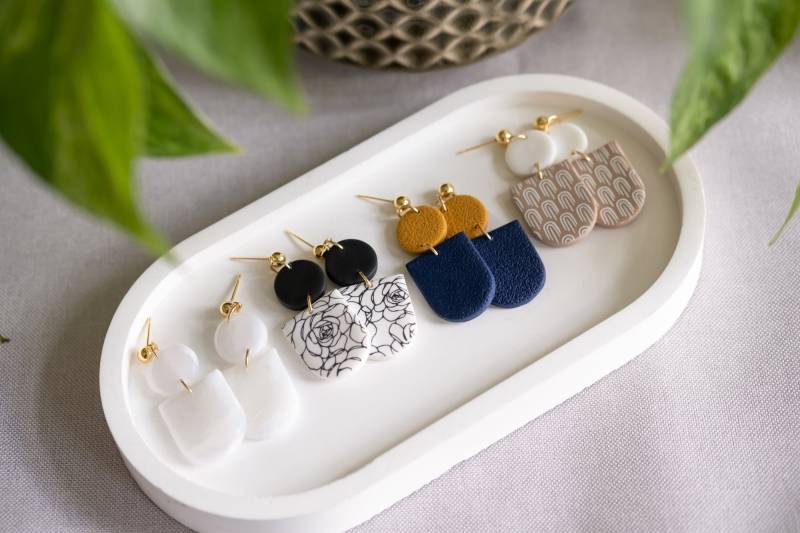 Polymer Clay Ohrringe | Jette Ton Statement Handgefertigt Weiß Gepunktet Geschenk Freundin Ohrschmuck von MissRoseDE