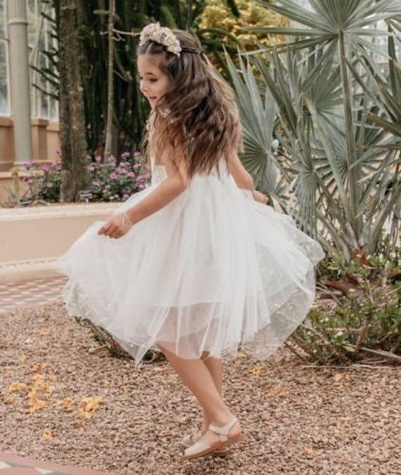 Aurora Tüll Ballettkleid. Kleines Mädchen Blumenmädchen Und Spitzenkleid. Weißes Tüll - Spitzenballerinakleid von MissRoseSisterViolet
