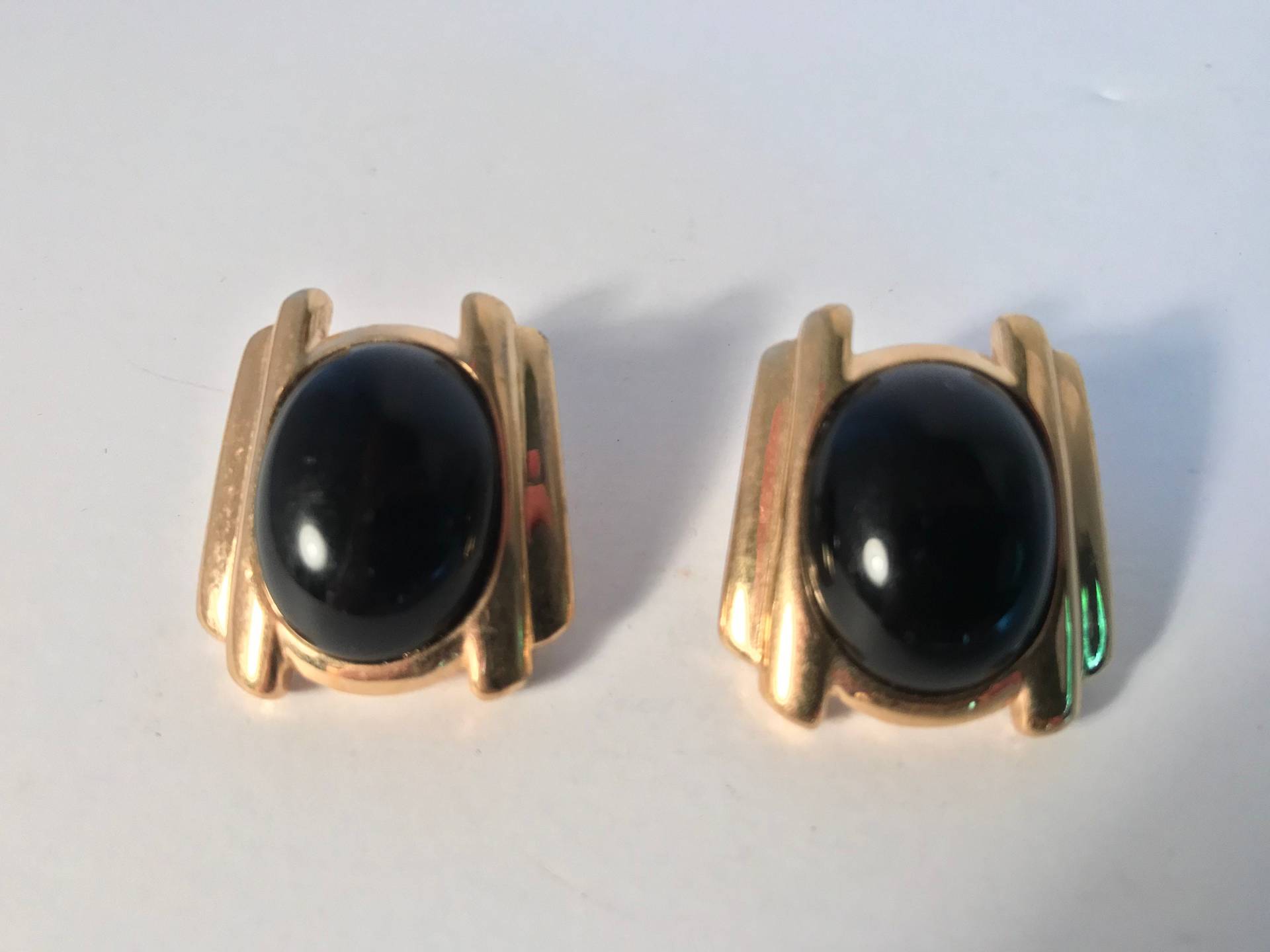 Vintage Trifari Mid Century 70Er Jahre Ohrstecker Schwarz Und Gold Vintage Trifari Mid Century 70Er Jahre Ohrstecker Schwarz Und Gold von MissScarletsArts