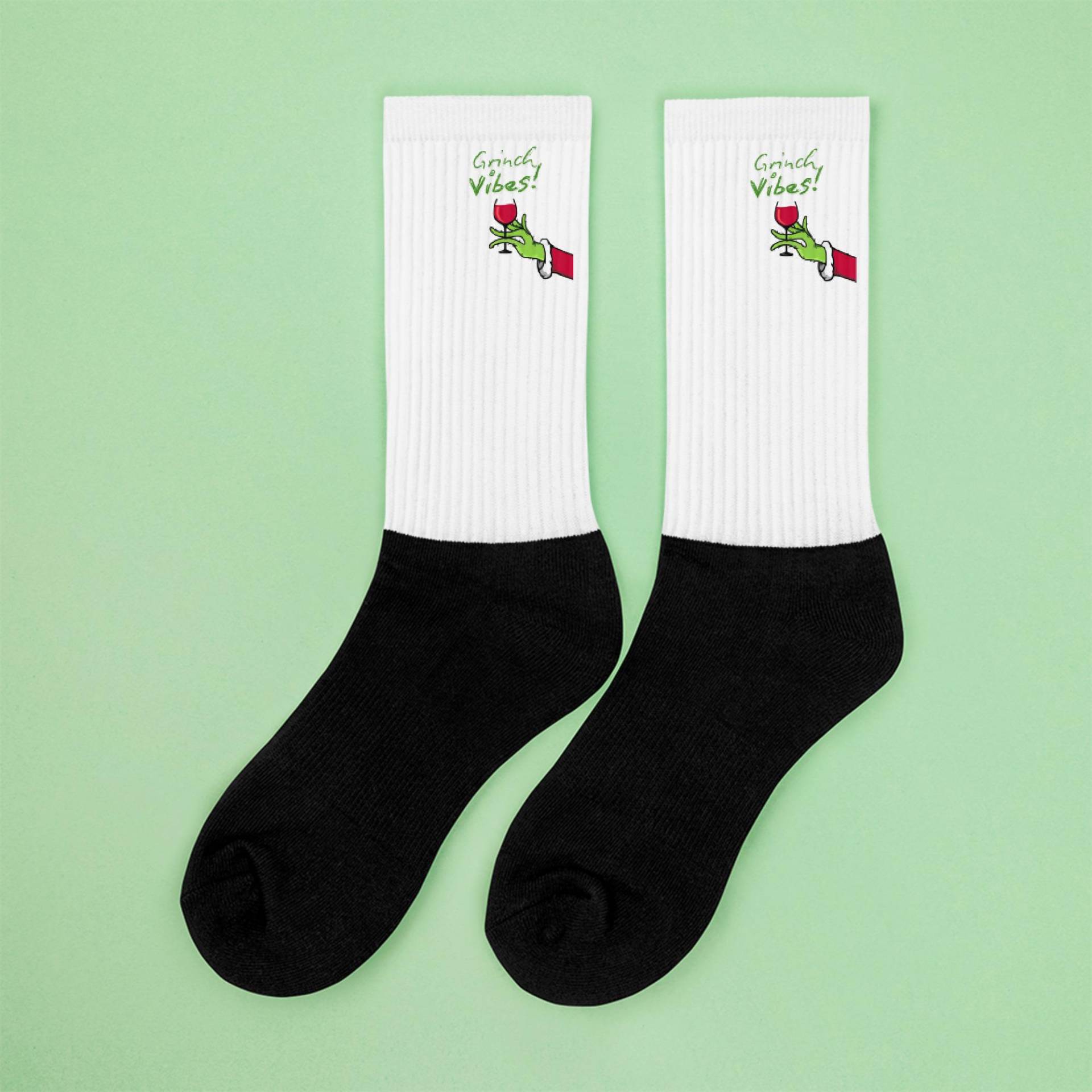 Socken Grinch Vibes Ugg Boots Trendy Socken Grinch Vibes Ugg Boots Trendy von MissSimpleCo