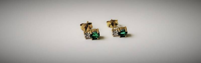 Vintage 333Er Gold Ohrstecker Diamant + Smaragd Ohrringe Ohrschmuck Vintage 333Er Gold Ohrstecker Diamant + Smaragd Ohrringe Ohrschmuck von MissTellGeschenke