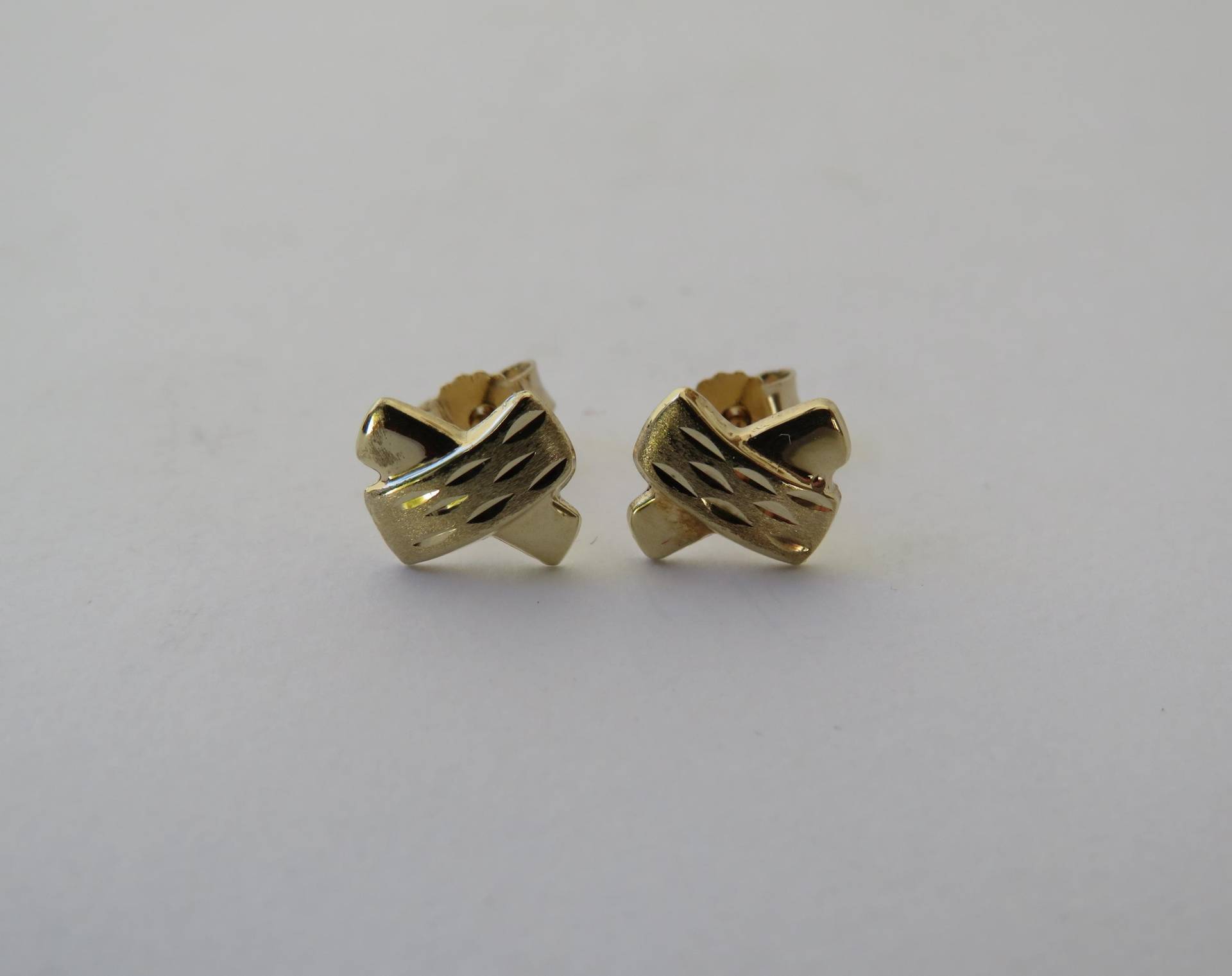 Vintage Ohrstecker 333 | 8 Kt Gold Teilmattiert Gelbgold von MissTellGeschenke