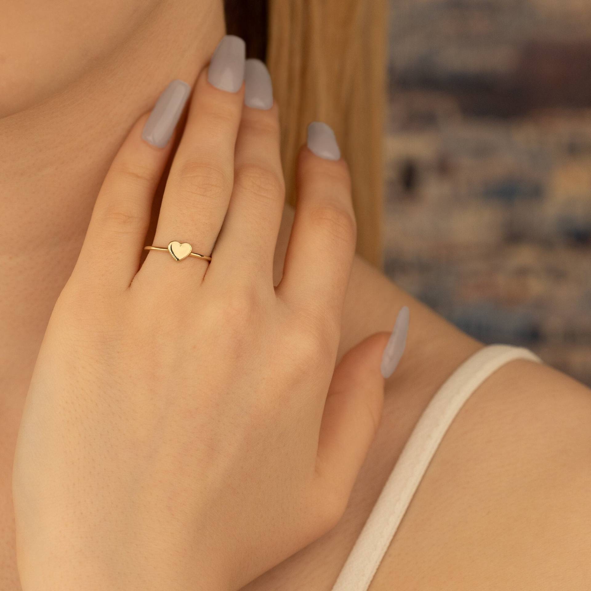 14K Massiv Gold Minimalist Herz Ring - Zierlicher Liebes Schmuck Brautjungfern Geschenk Für Sie Geschenke von MissTubiJewellery