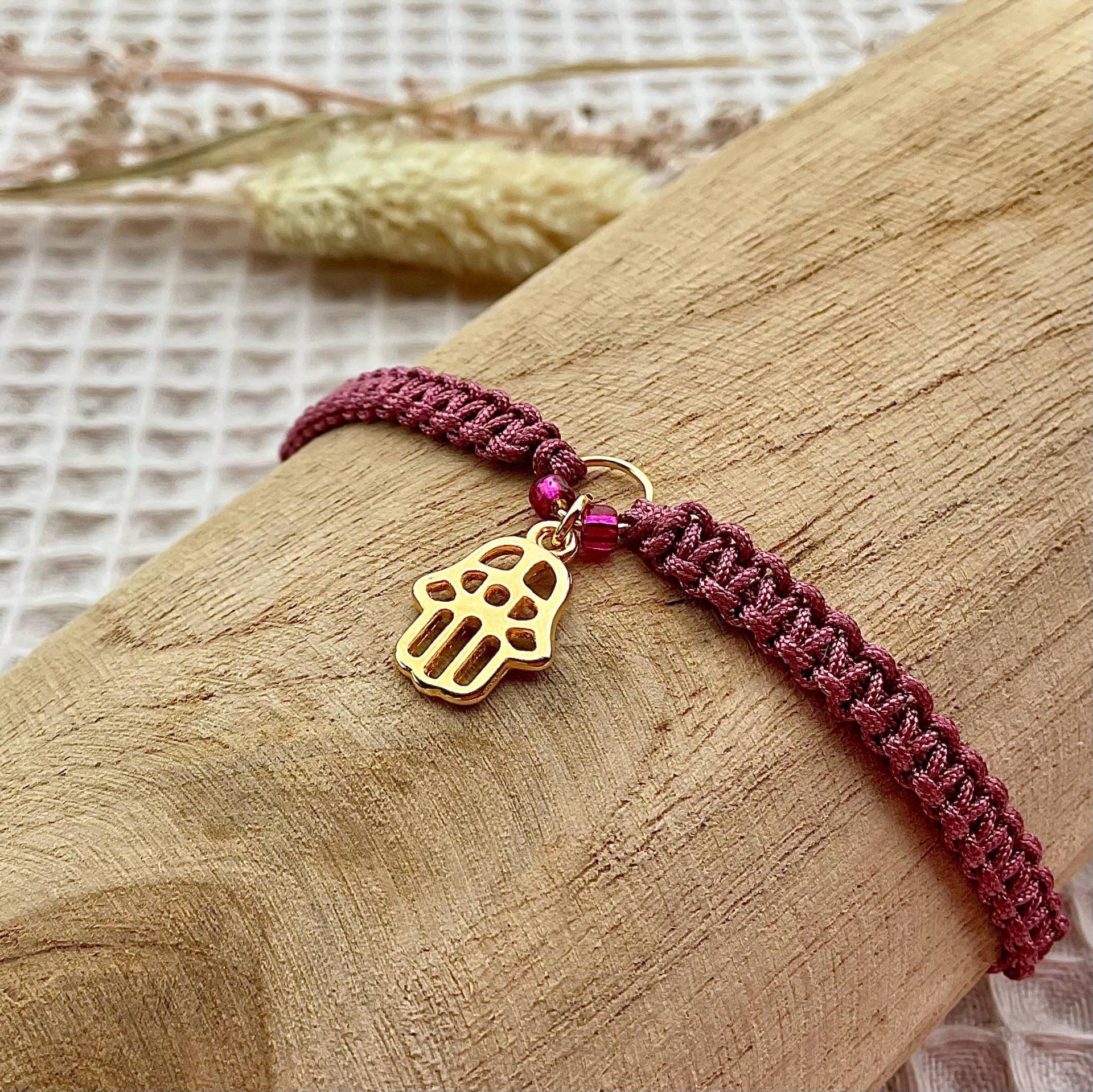 Makramee Armband/Freundschaftsarmband Mit Hand Der Fatima Hamsa Individuell Kleine Geschenke von Missboysenberry