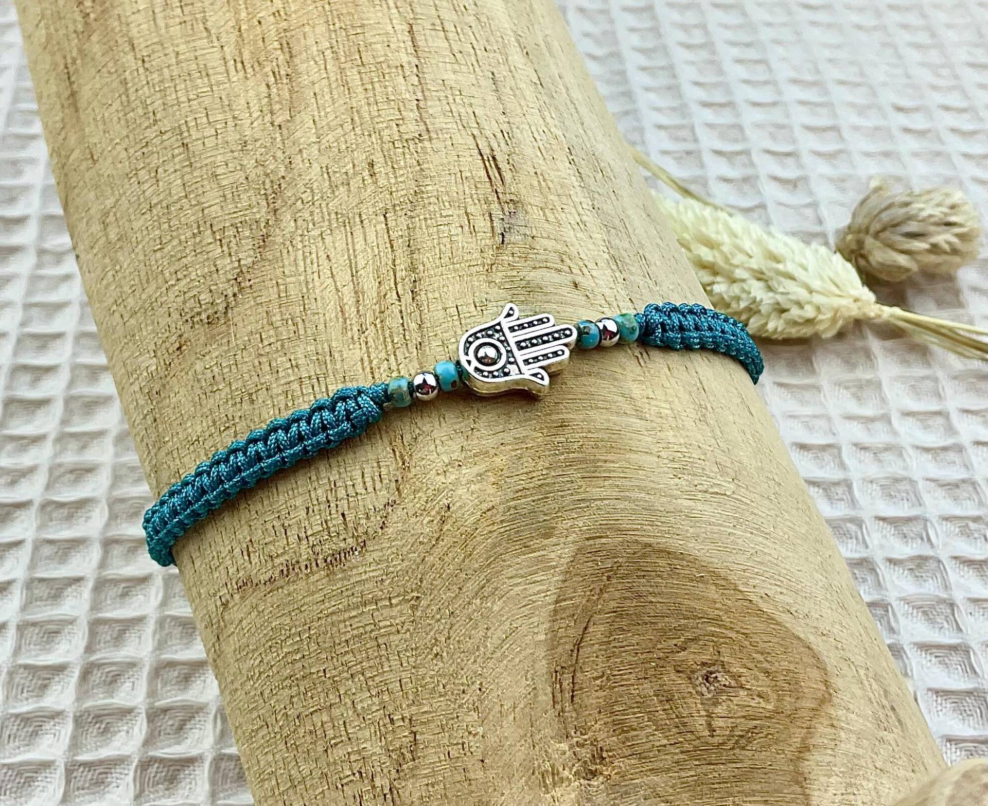 Makramee Armband Mit Hamsa Hand Silber in Deiner Wunschfarbe von Missboysenberry