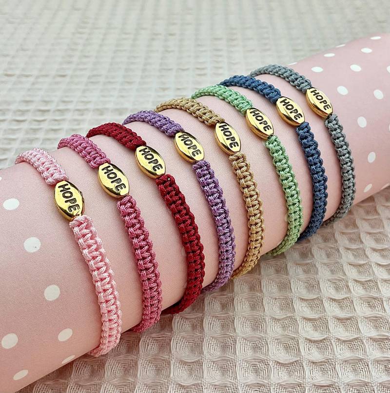 Mutmacher Armband Hope Hoffnung Makramee in Deiner Wunschfarbe Mit Geschenkkarte von Missboysenberry