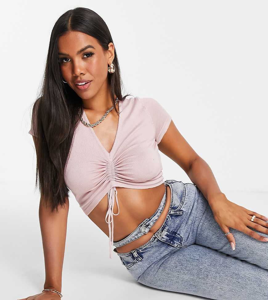 Missguided - Kurzärmliges Oberteil in Rosa mit geraffter Vorderseite von Missguided