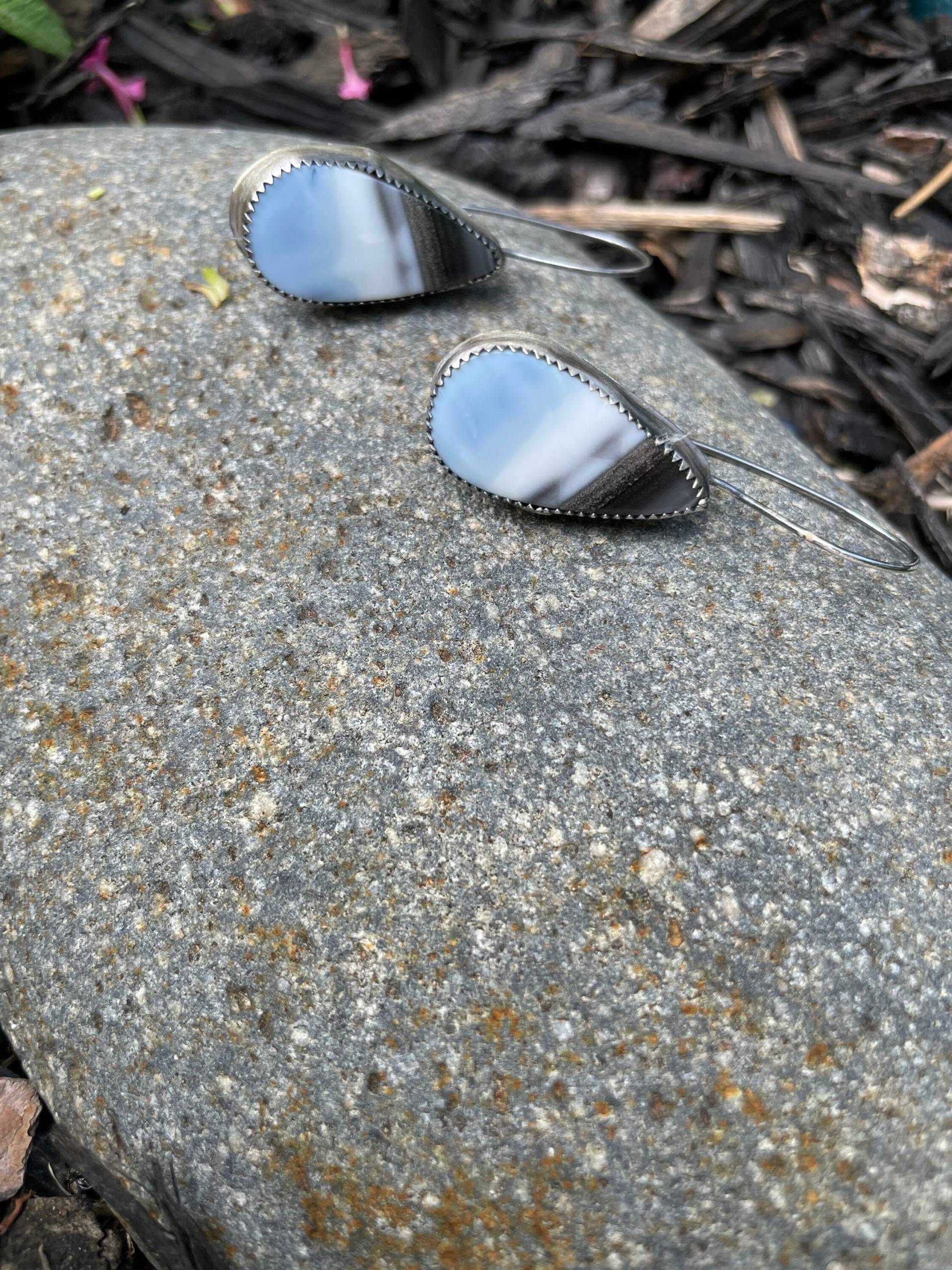 Blaue Opal Ohrringe/Blauer Schmuck Boho Handgemachte Handwerker Südwestern Blaue Opal Ohrringe/Blauer Schmuck Boho Handgemachte Handwerker Südwestern von MissieRabdau