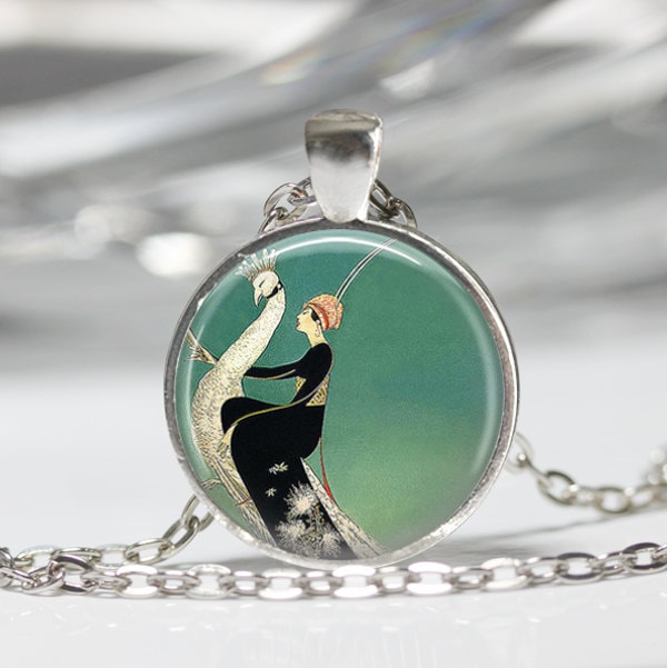 Art-Deco-Schmuck Frau Reitweiß Pfau Smaragdgrün Halskette Kunst-Anhänger in Bronze Oder Silber Mit Kette Inklusive von MissingPiecesStudio