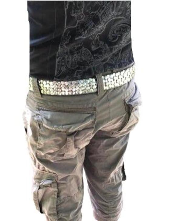 Unisex Gürtel Aus Robustem Leder Mit Grau-Silberfarbenen Nieten, Biker, Rocker, Steampunk, Heavy Metal von MissionLeatherWear