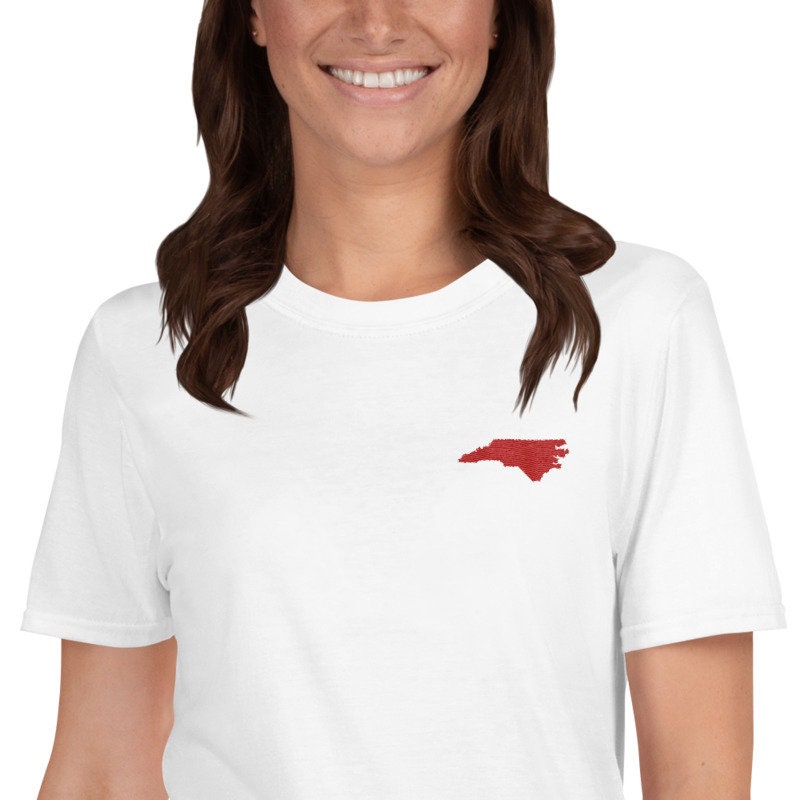 North Carolina Shirt Home State Gestickt Karte North Carolina Shirt Home State Gestickt Karte von MissionMint