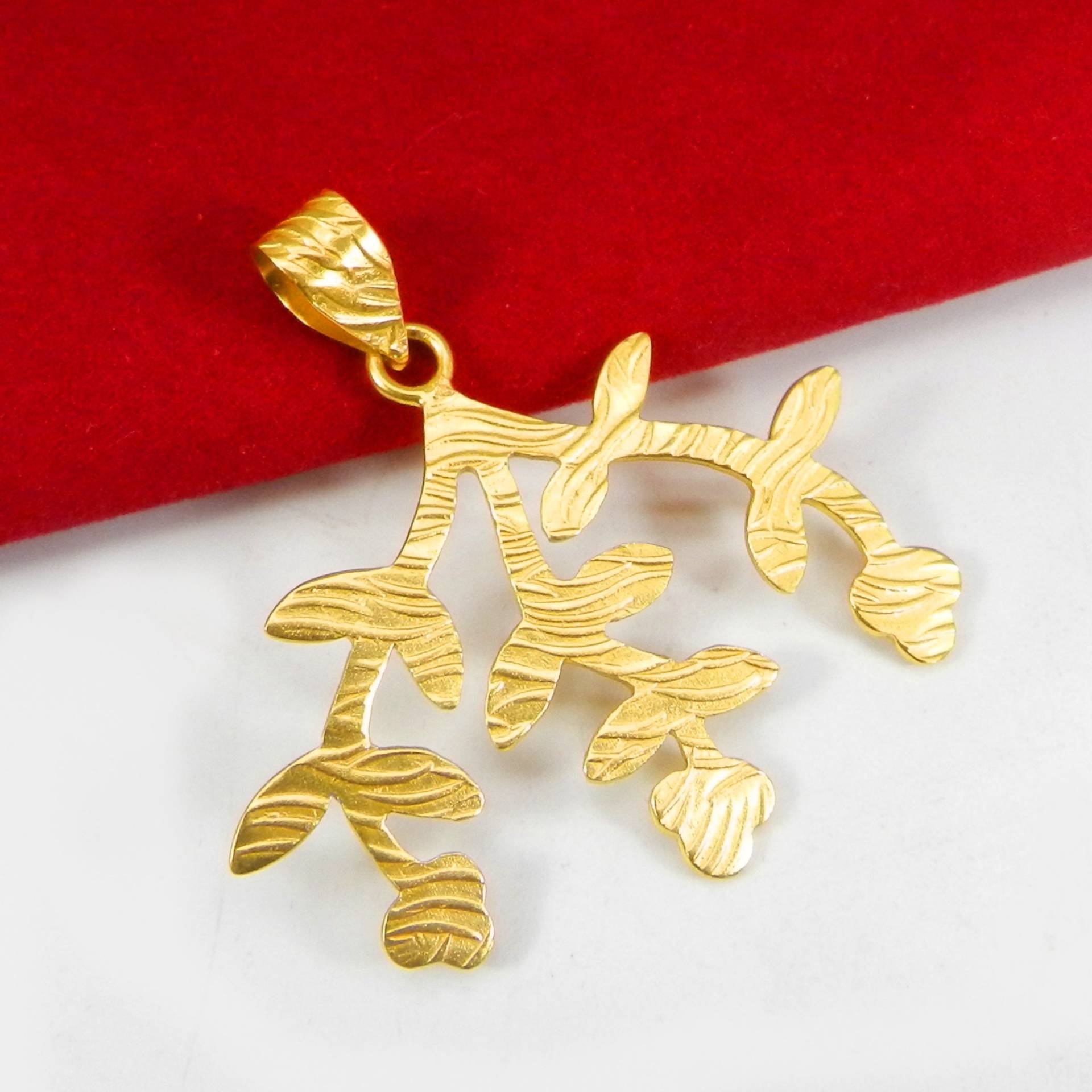 Antiker Schmuck, Gold Anhänger, Blatt-Designer-Anhänger, Einzigartiger Frauen-Anhänger, Geschenk Für Frau, Designer-Anhänger, Weihnachtsschmuck von MissomaSantiago